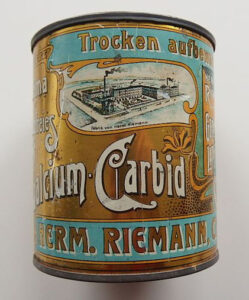 Lot 093: Carbiddose Riemann, Höhe 12 cm, sehr guter Zustand, um 1910 - Aufrufpreis: 80,- €
