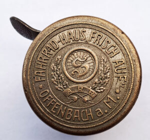 Lot 85: Klingel "Frisch auf", Bronzedeckel, um 1925, guter Zustand - Aufrufpreis: 10,- €